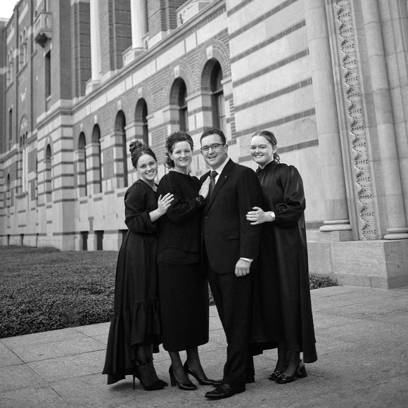 Meet your Posher, Danielle - Picture 5 of 7